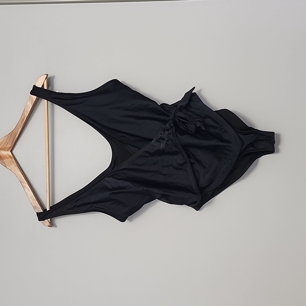 NWT Summer Mae One Piece Bathing Suit Size XL